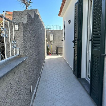 Villa Flora Ísquia Exterior foto