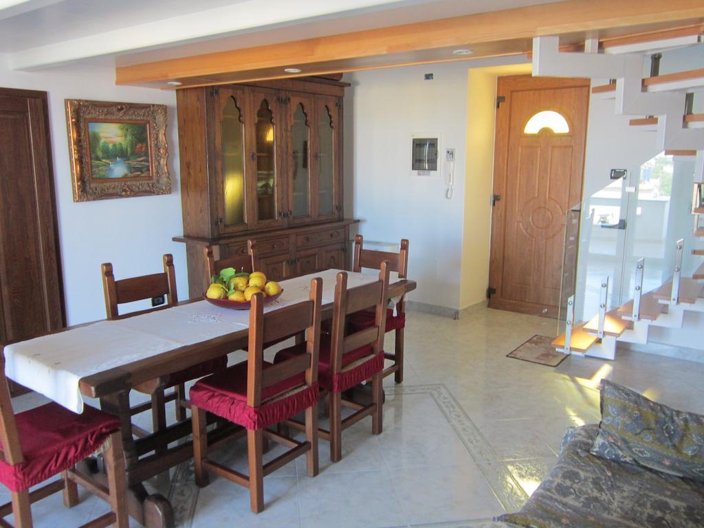 Villa Flora Ísquia Quarto foto