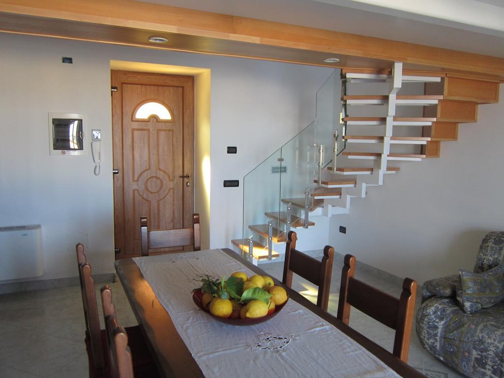 Villa Flora Ísquia Quarto foto