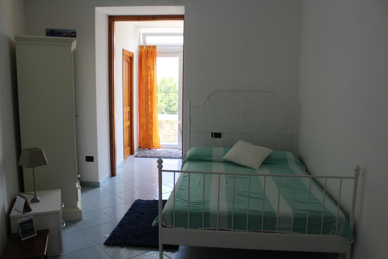 Villa Flora Ísquia Exterior foto