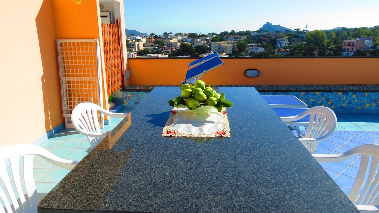 Villa Flora Ísquia Exterior foto